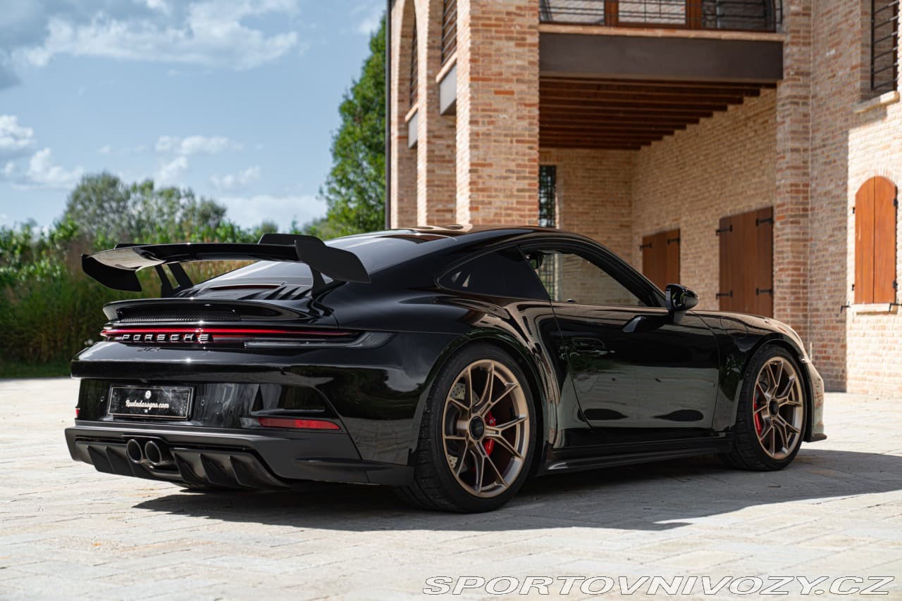 2023 Porsche 911 - 6