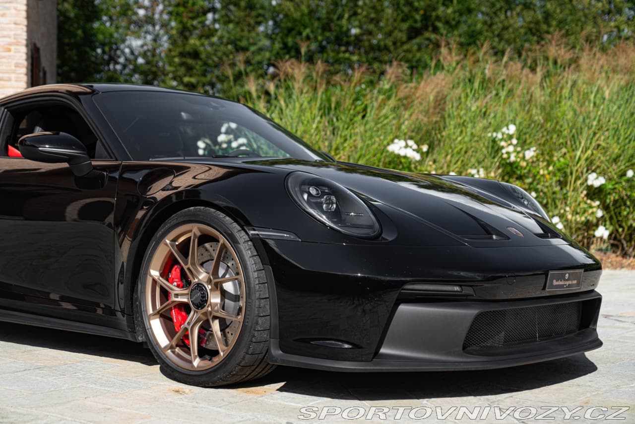 2023 Porsche 911 - 9