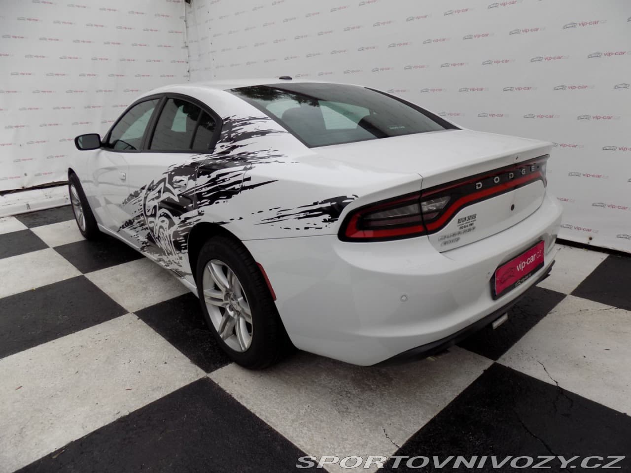 2019 Dodge CHARGER - 3