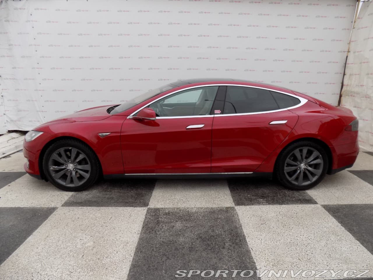 2015 Tesla MODEL S - 2