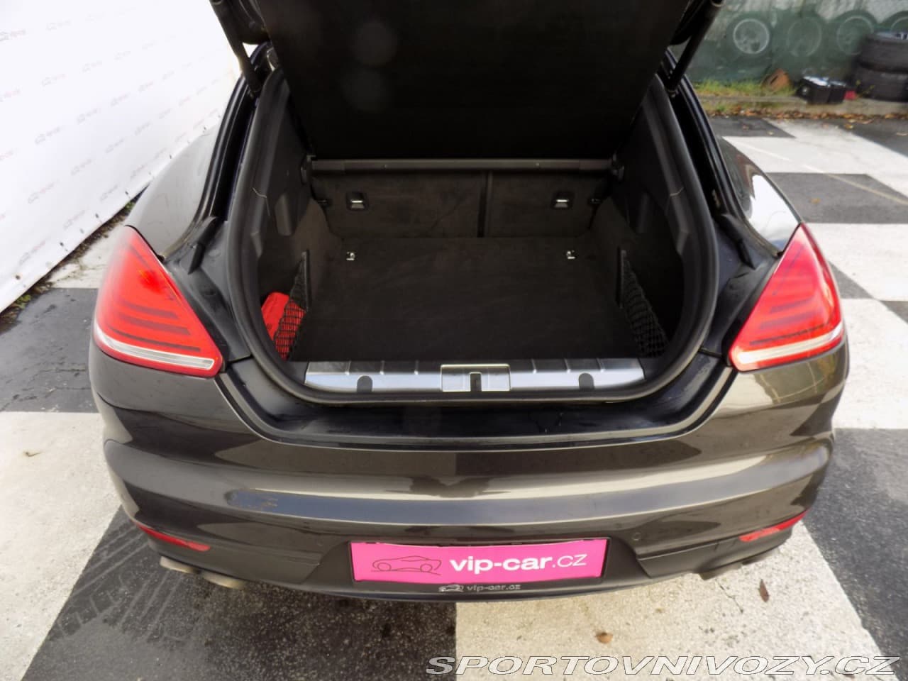 2013 Porsche PANAMERA - 8