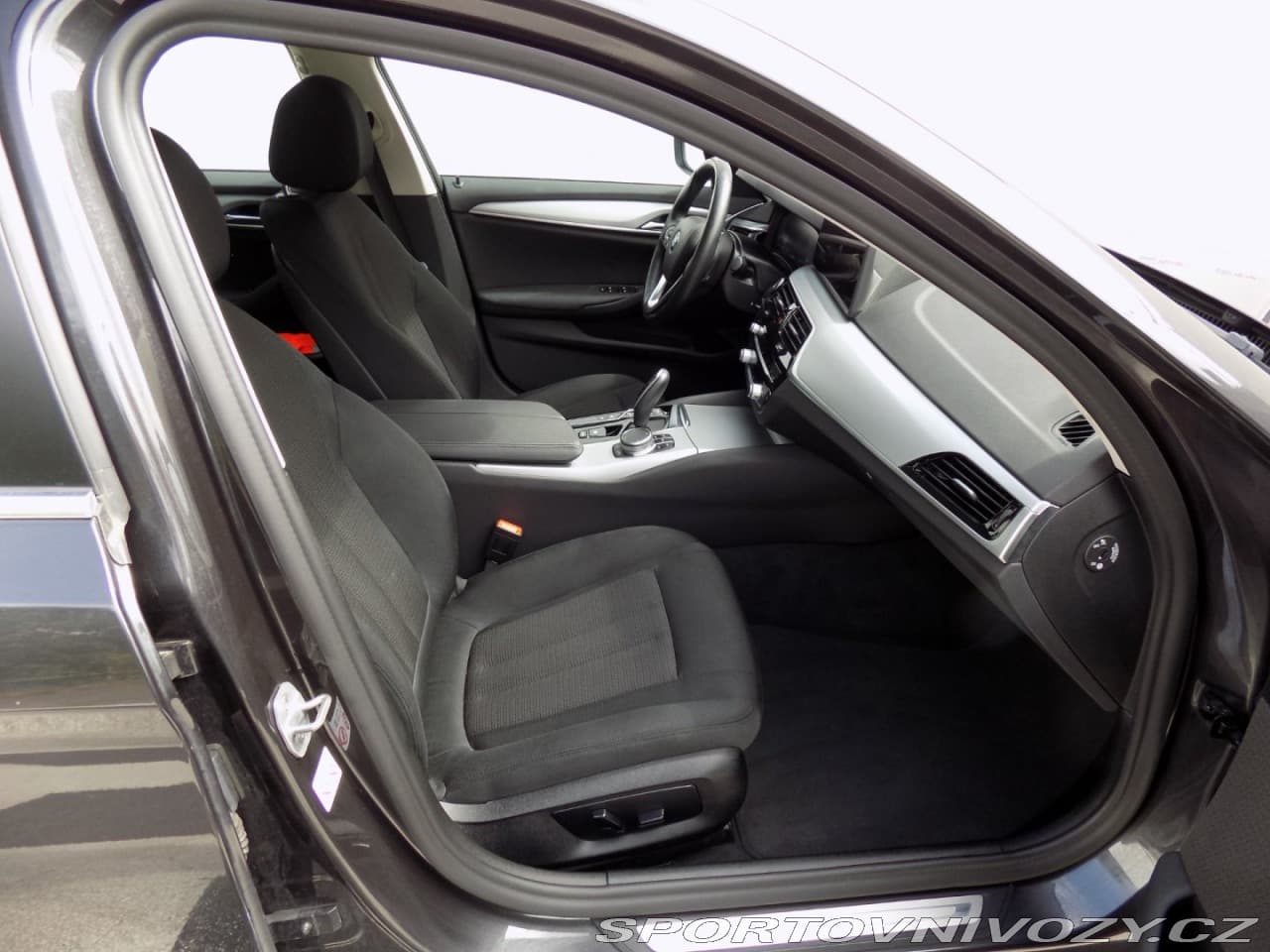 2021 BMW 5-SERIES - 15