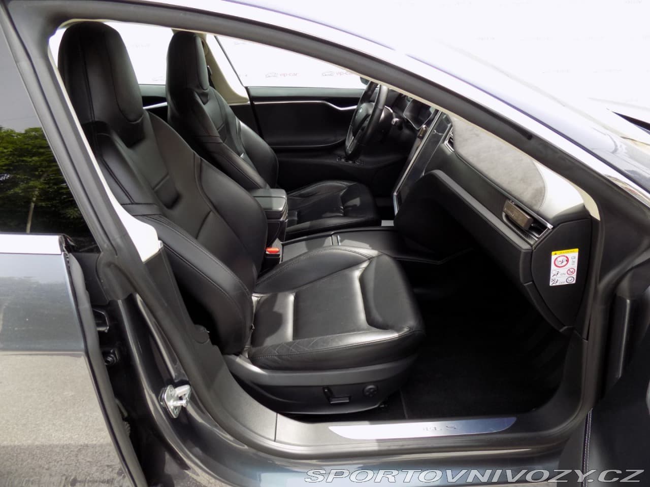 2016 Tesla MODEL S - 15