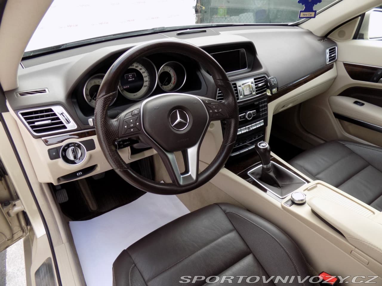 2014 Mercedes-Benz E-CLASS - 12