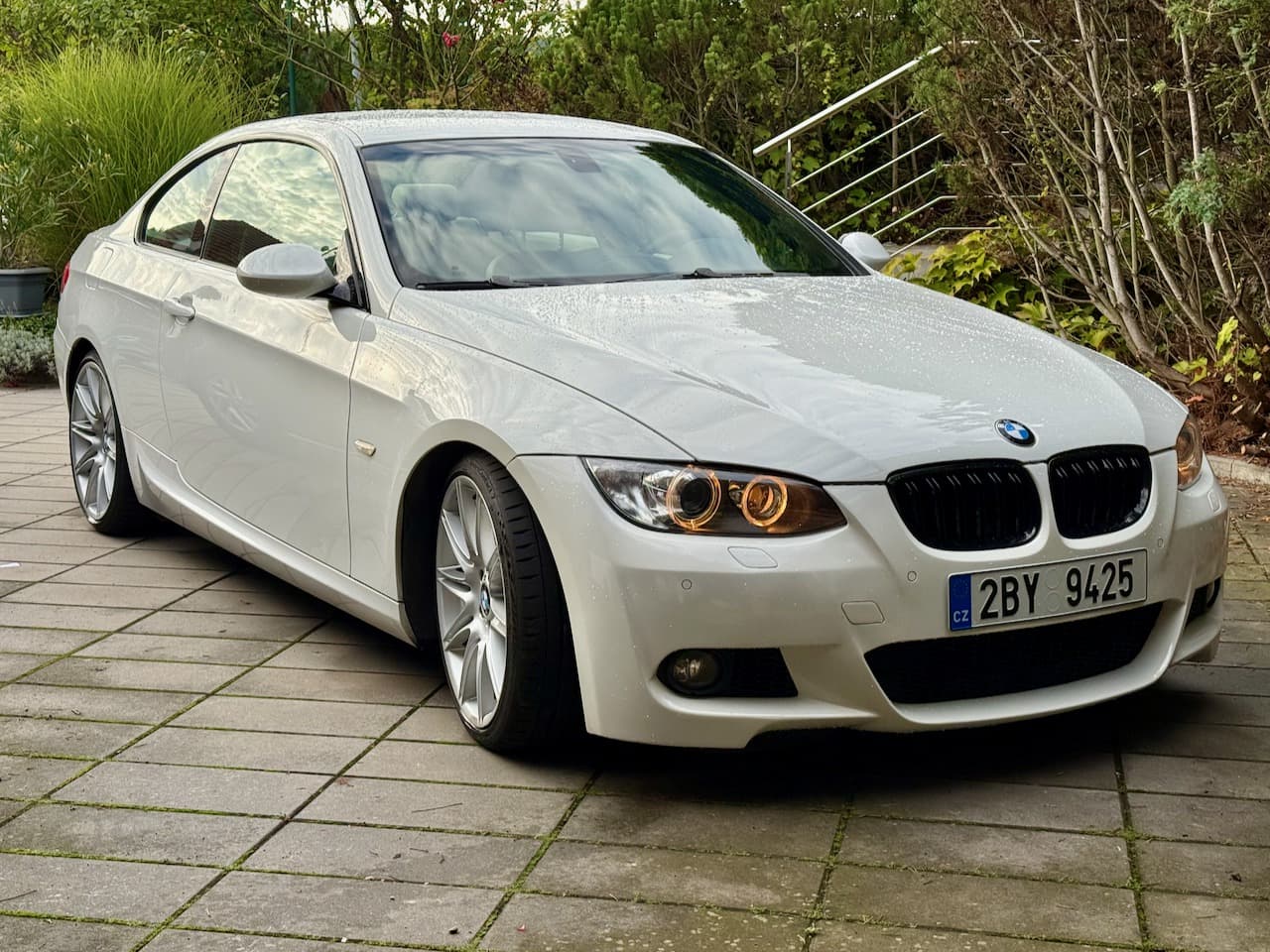2009 BMW 3-SERIES