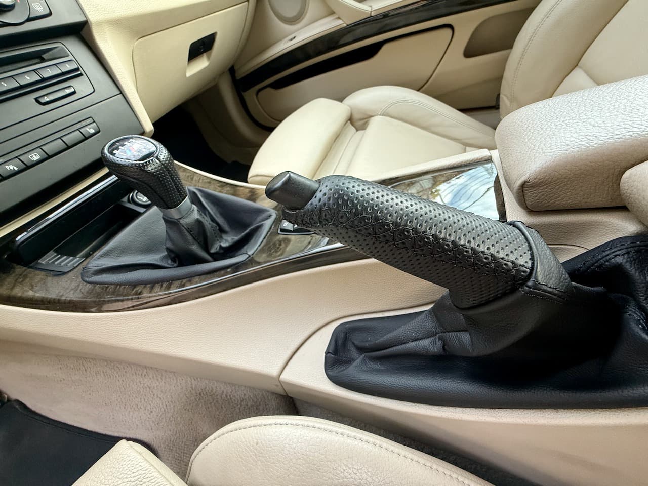 2009 BMW 3-SERIES - 12