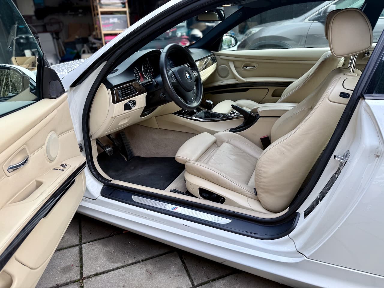 2009 BMW 3-SERIES - 13