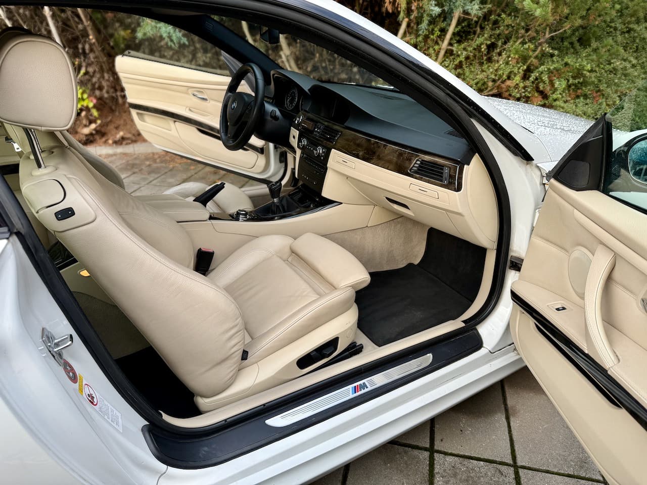 2009 BMW 3-SERIES - 15