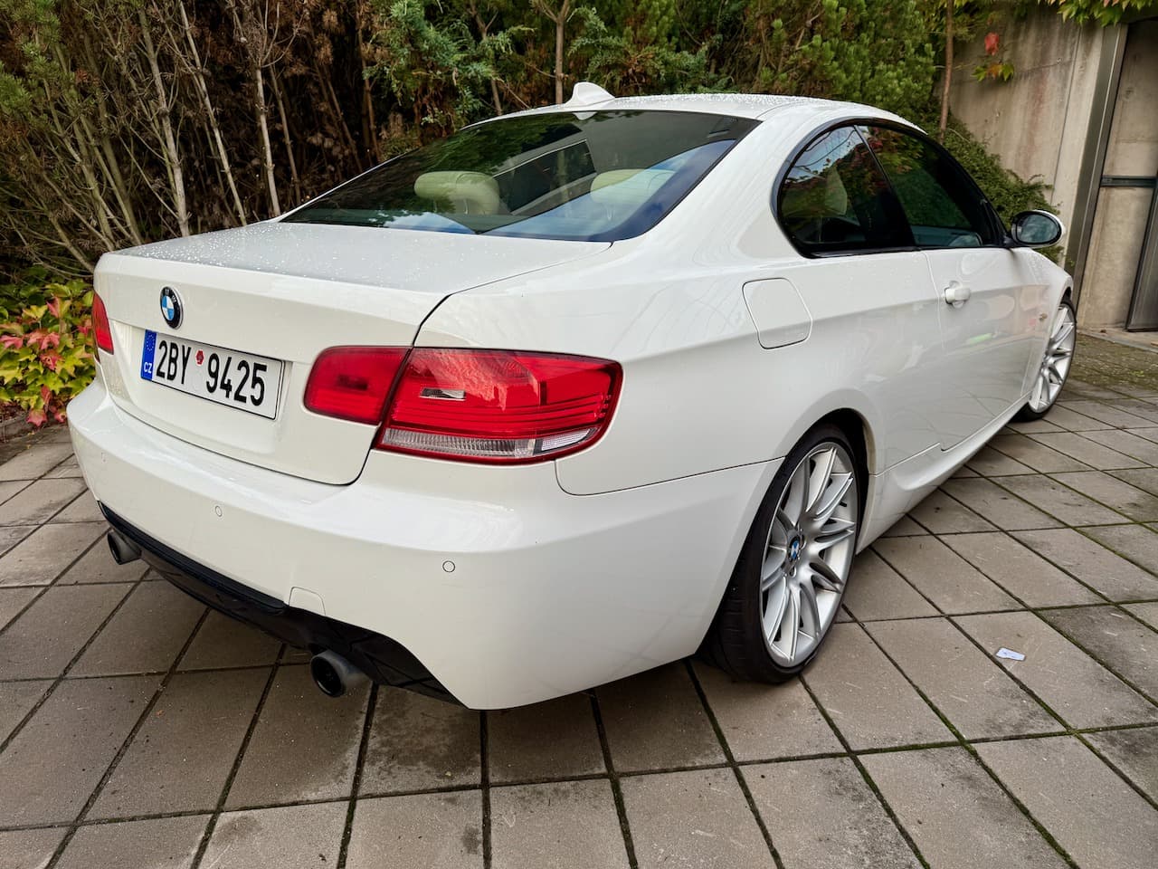 2009 BMW 3-SERIES - 4