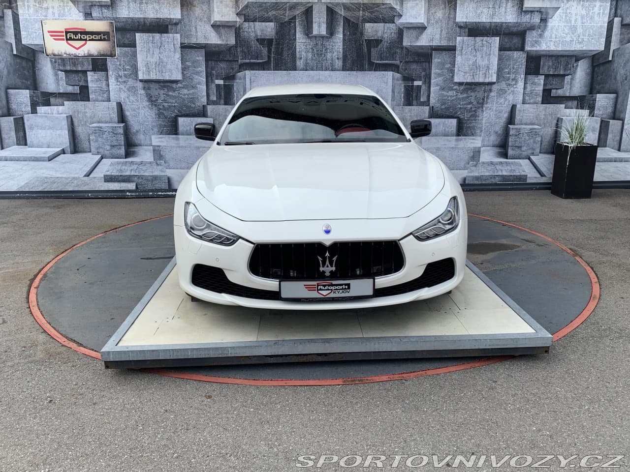 2014 Maserati GHIBLI - 2