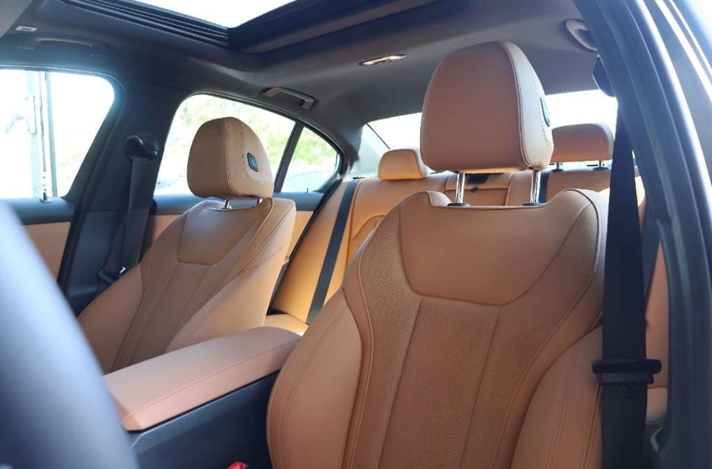 2024 BMW 3-SERIES - 9