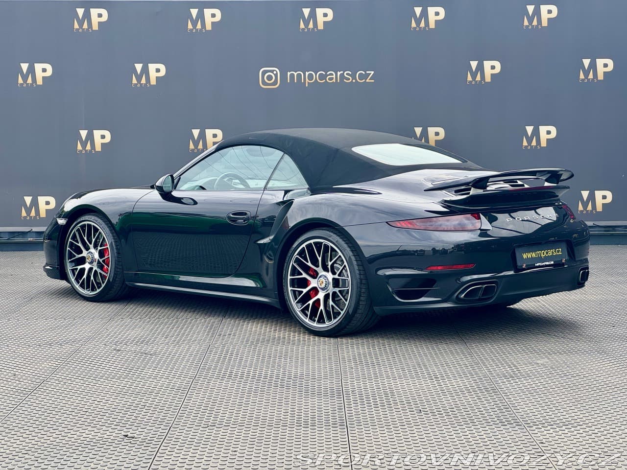 2014 Porsche 911 - 12