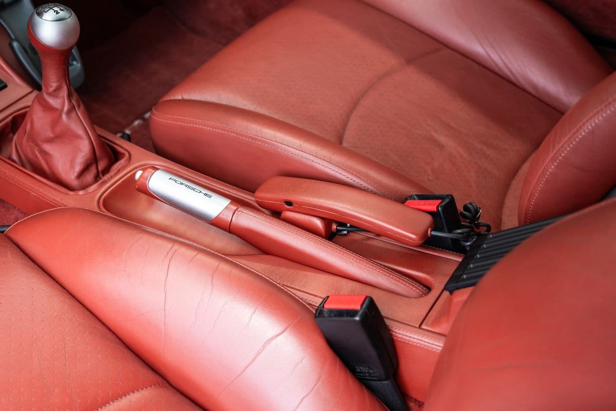 1997 Porsche 911 - 13