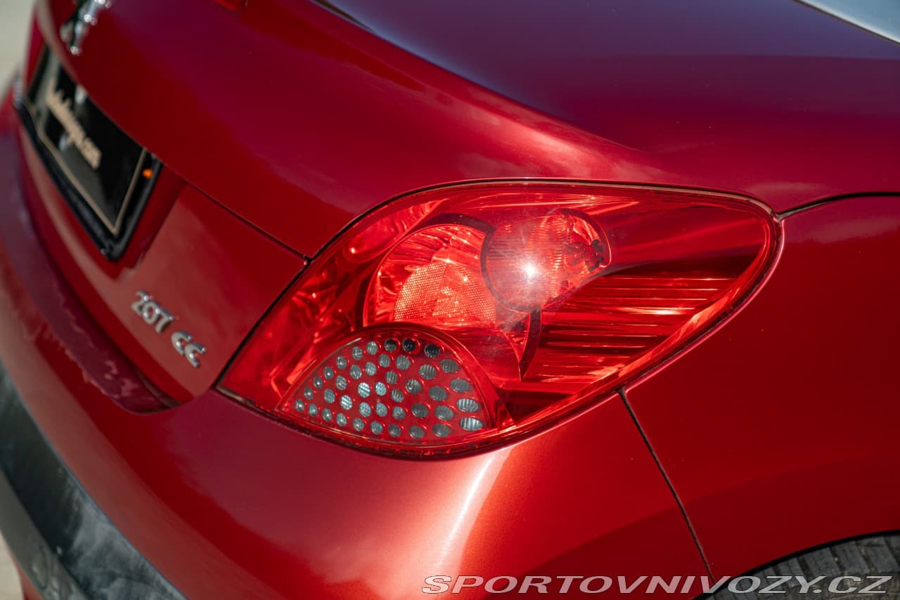 2008 Peugeot 207 - 17