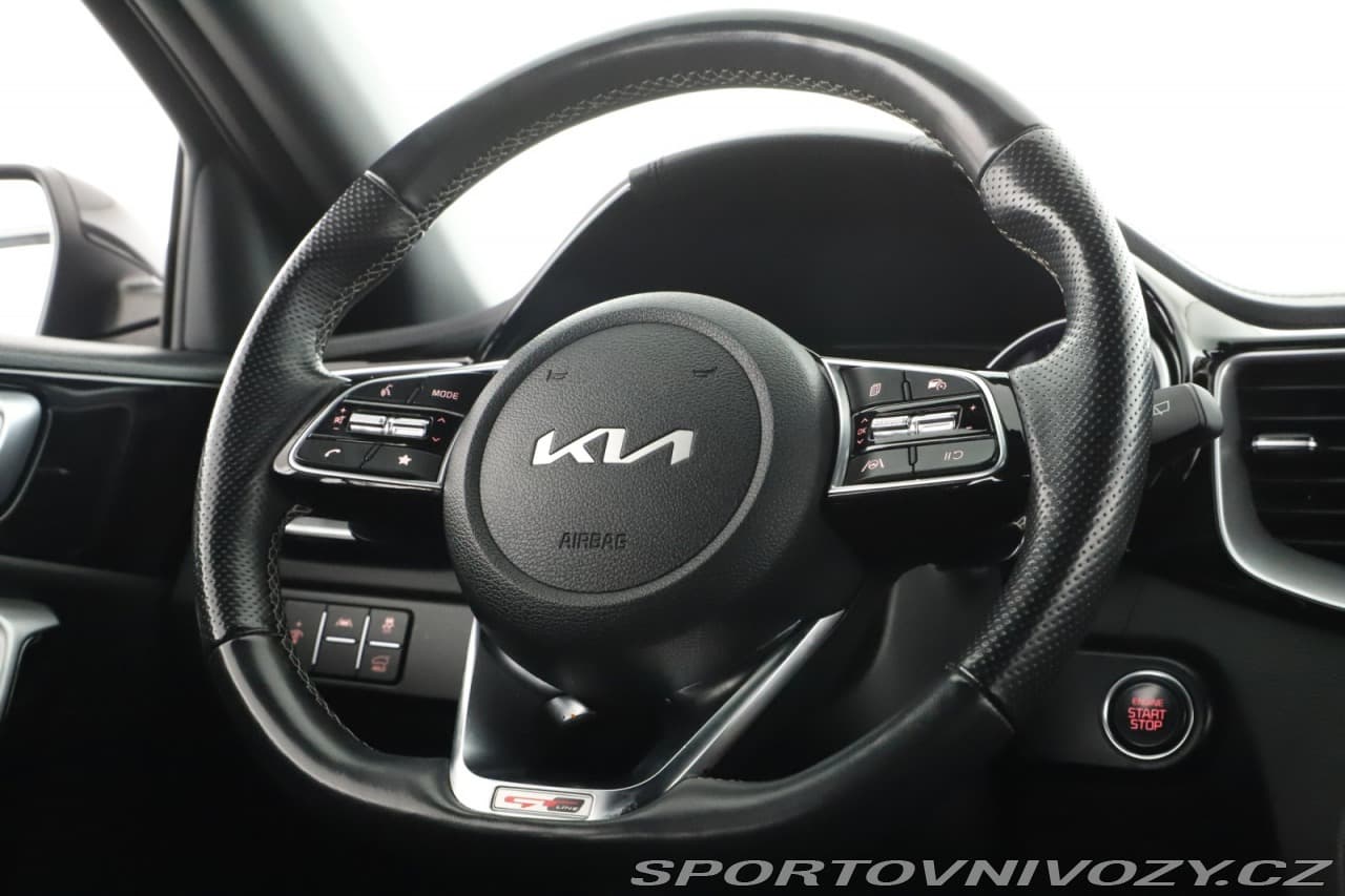 2022 Kia Proceed - 13