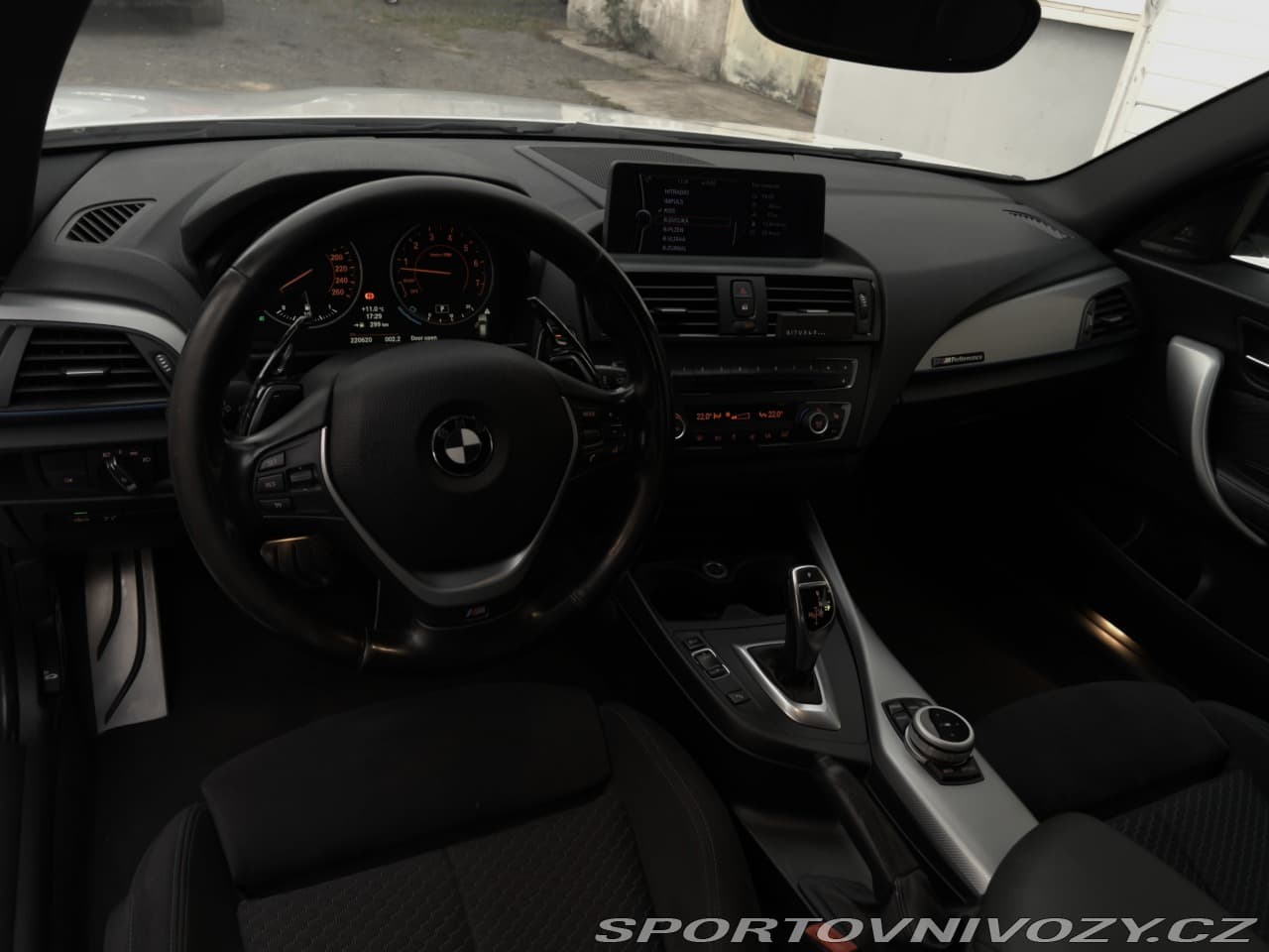 2013 BMW 1-SERIES - 9