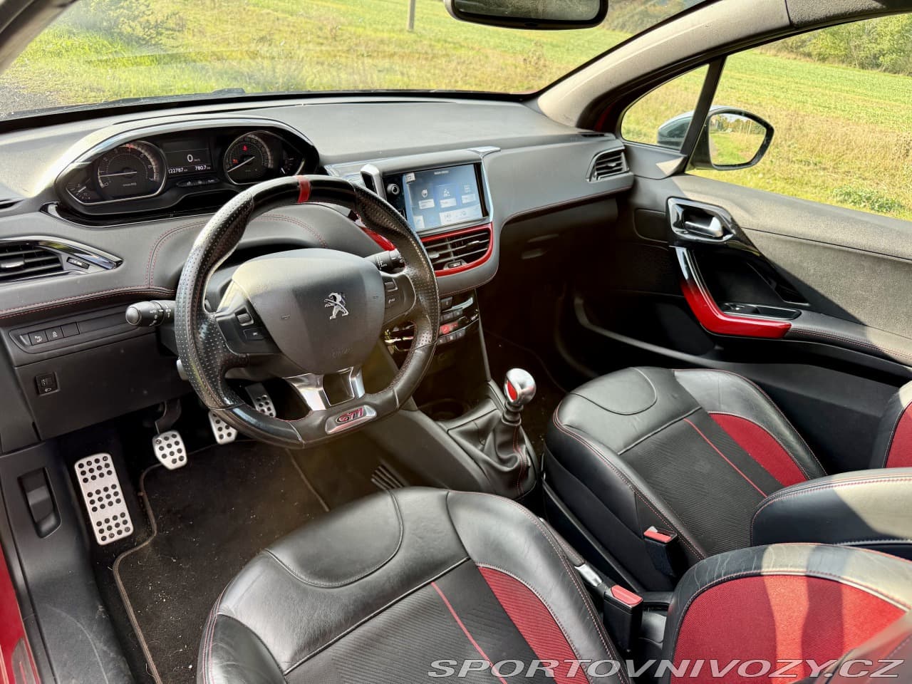 2014 Peugeot 208 - 12