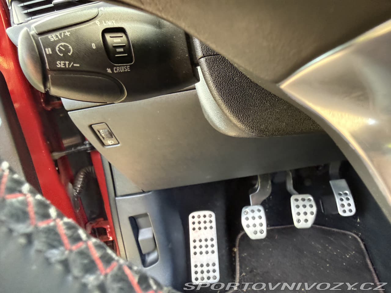 2014 Peugeot 208 - 17
