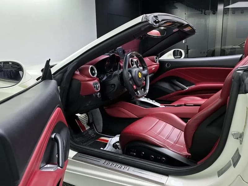 2015 Ferrari CALIFORNIA - 10