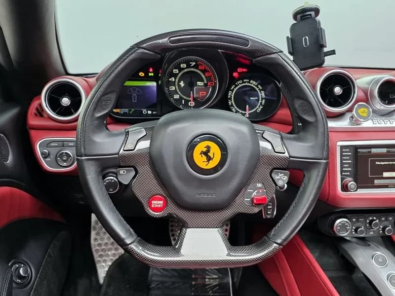 2015 Ferrari CALIFORNIA - 13