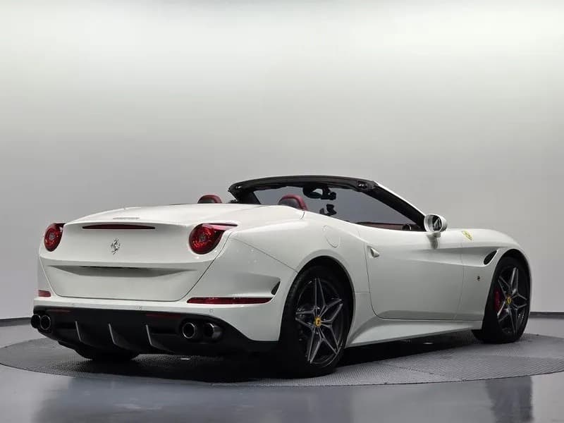 2015 Ferrari CALIFORNIA - 2