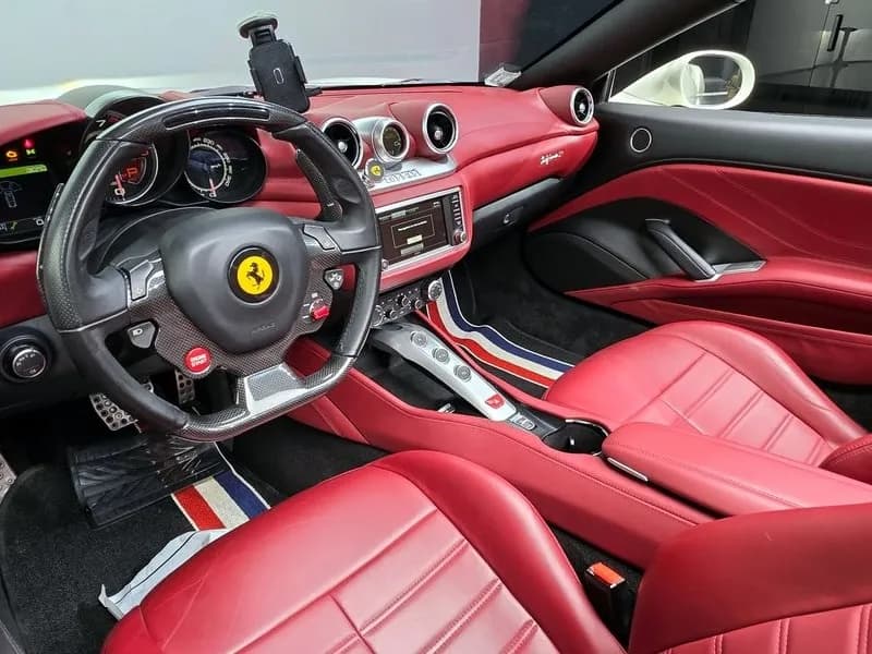 2015 Ferrari CALIFORNIA - 7