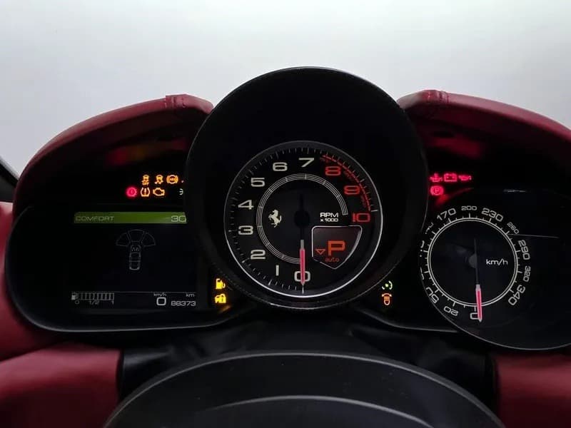 2015 Ferrari CALIFORNIA - 8