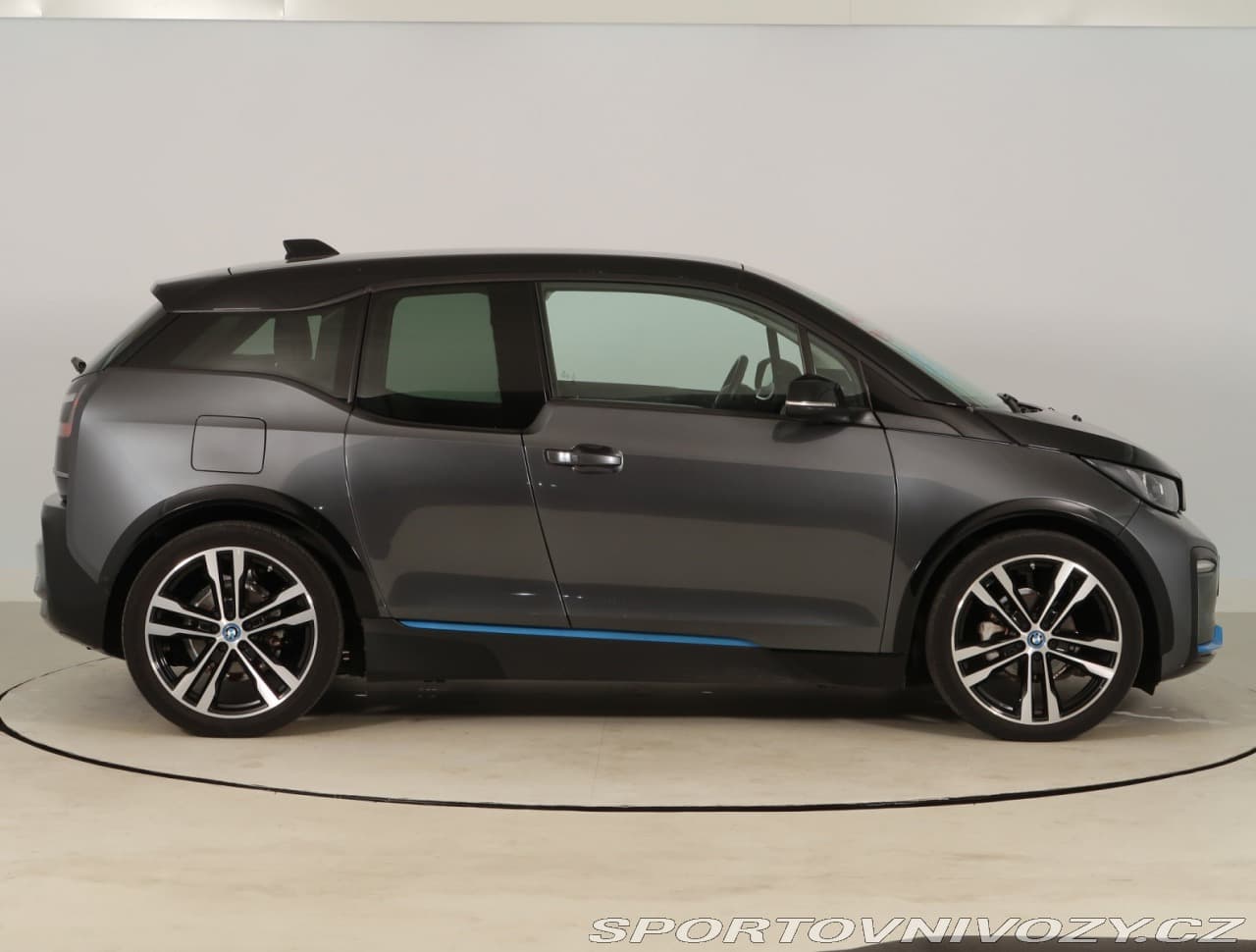 2022 BMW I3 - 6