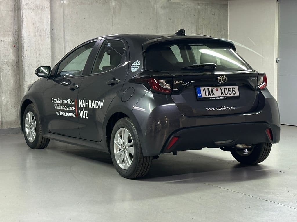 Toyota YARIS - 7