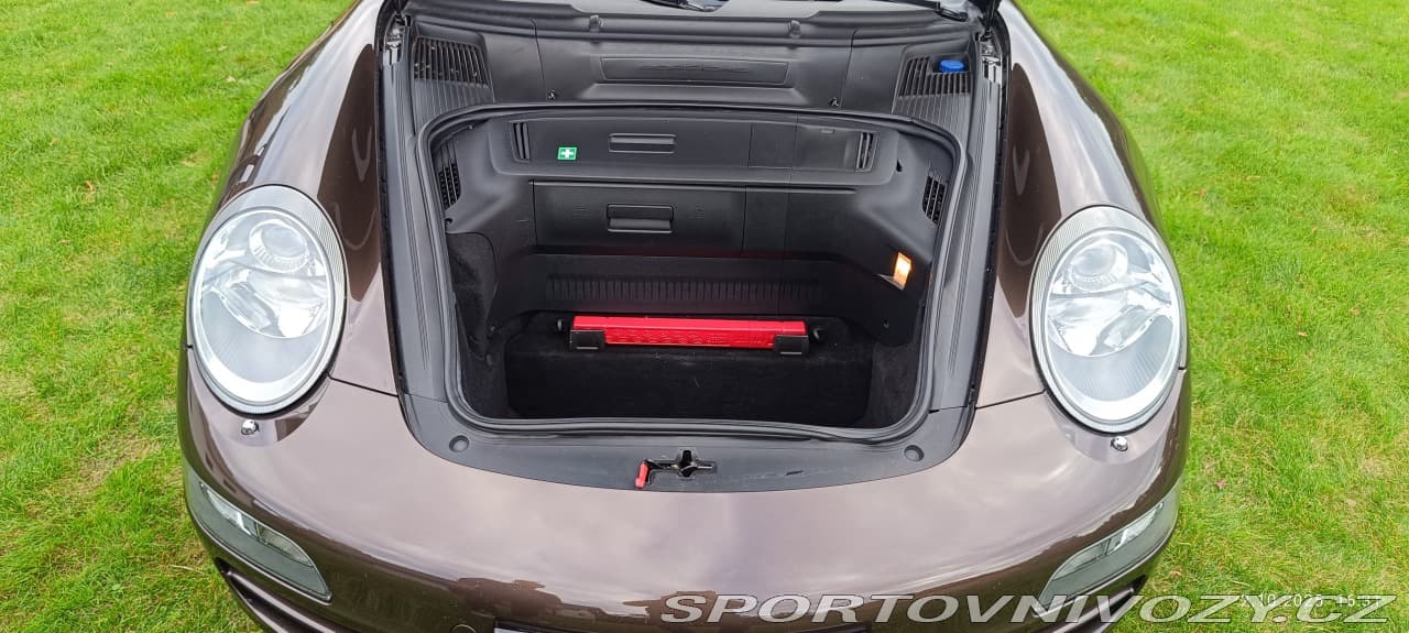 2006 Porsche 911 - 12