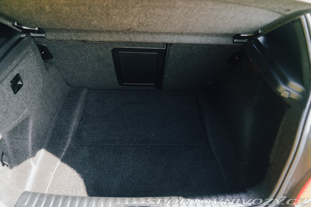 2006 BMW 1-SERIES - 11
