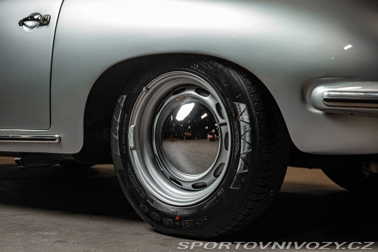 1962 Porsche 356 - 10