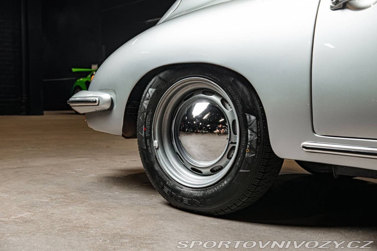 1962 Porsche 356 - 9