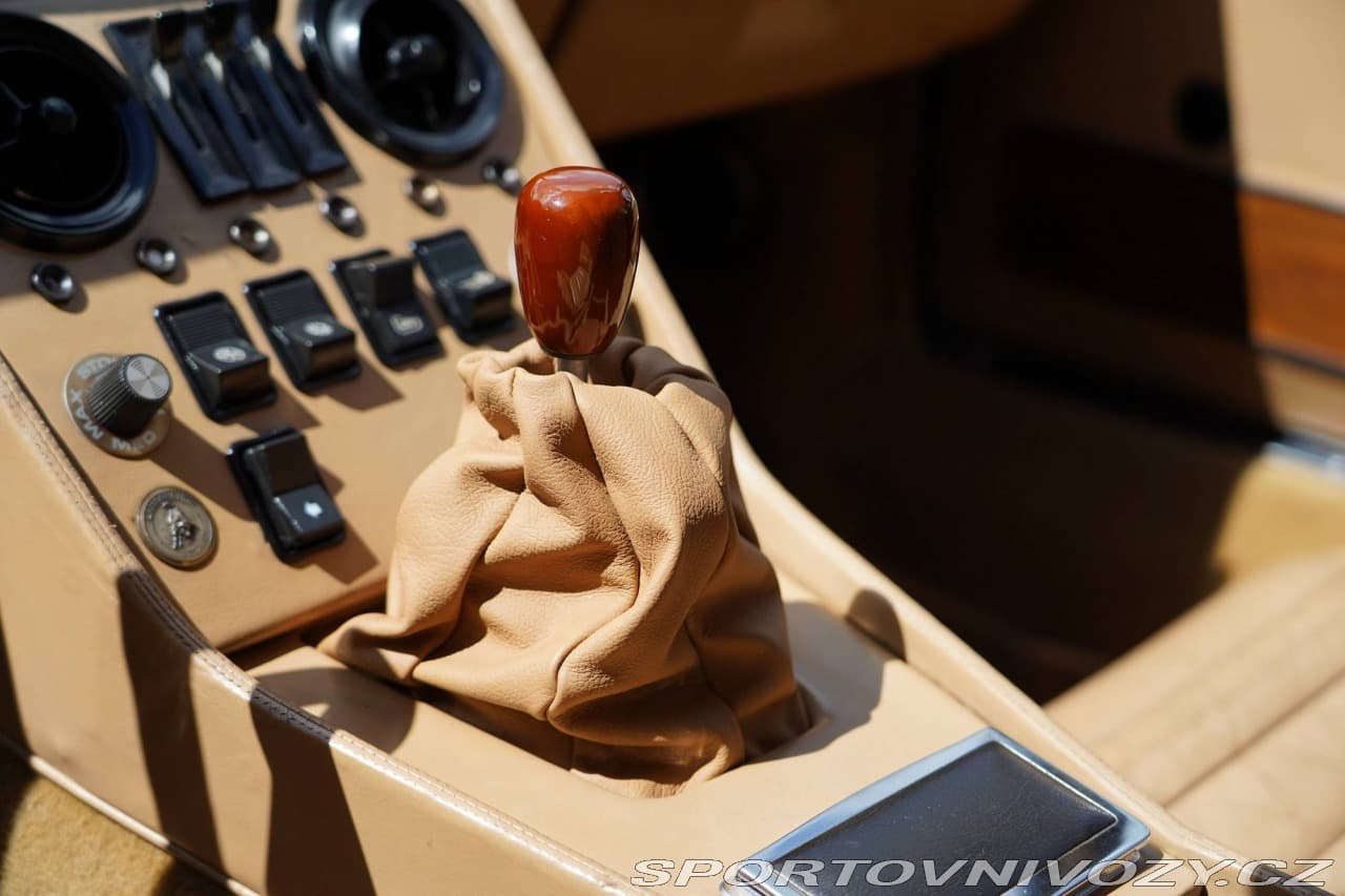 1971 Lamborghini ESPADA - 12