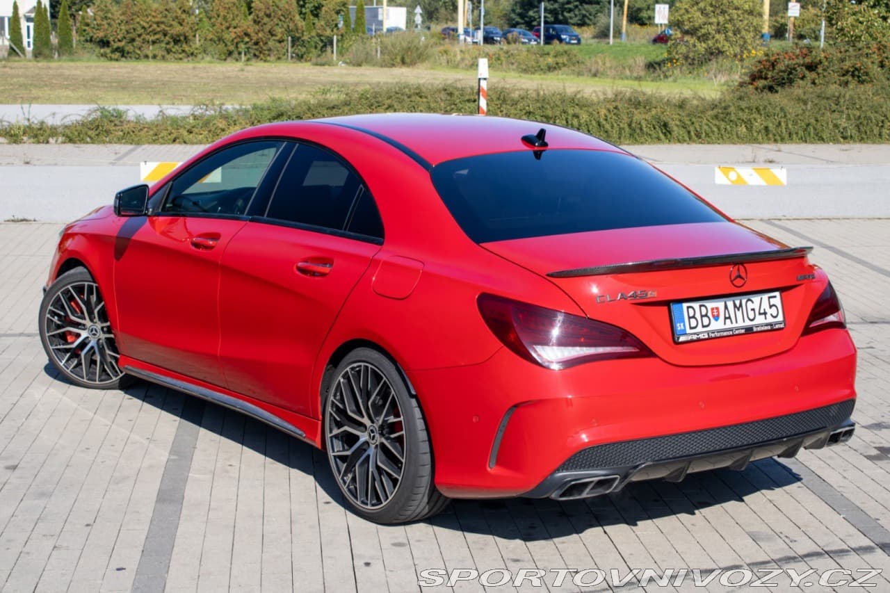 2016 Mercedes-Benz CLA - 12