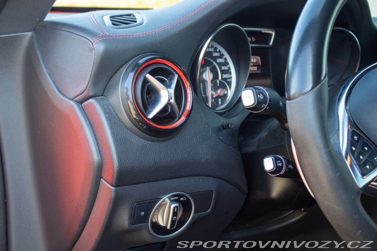 2016 Mercedes-Benz CLA - 17