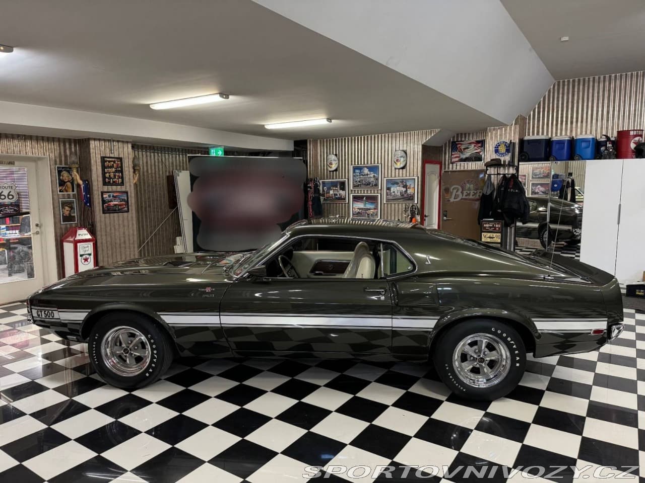 1969 Ford MUSTANG - 2