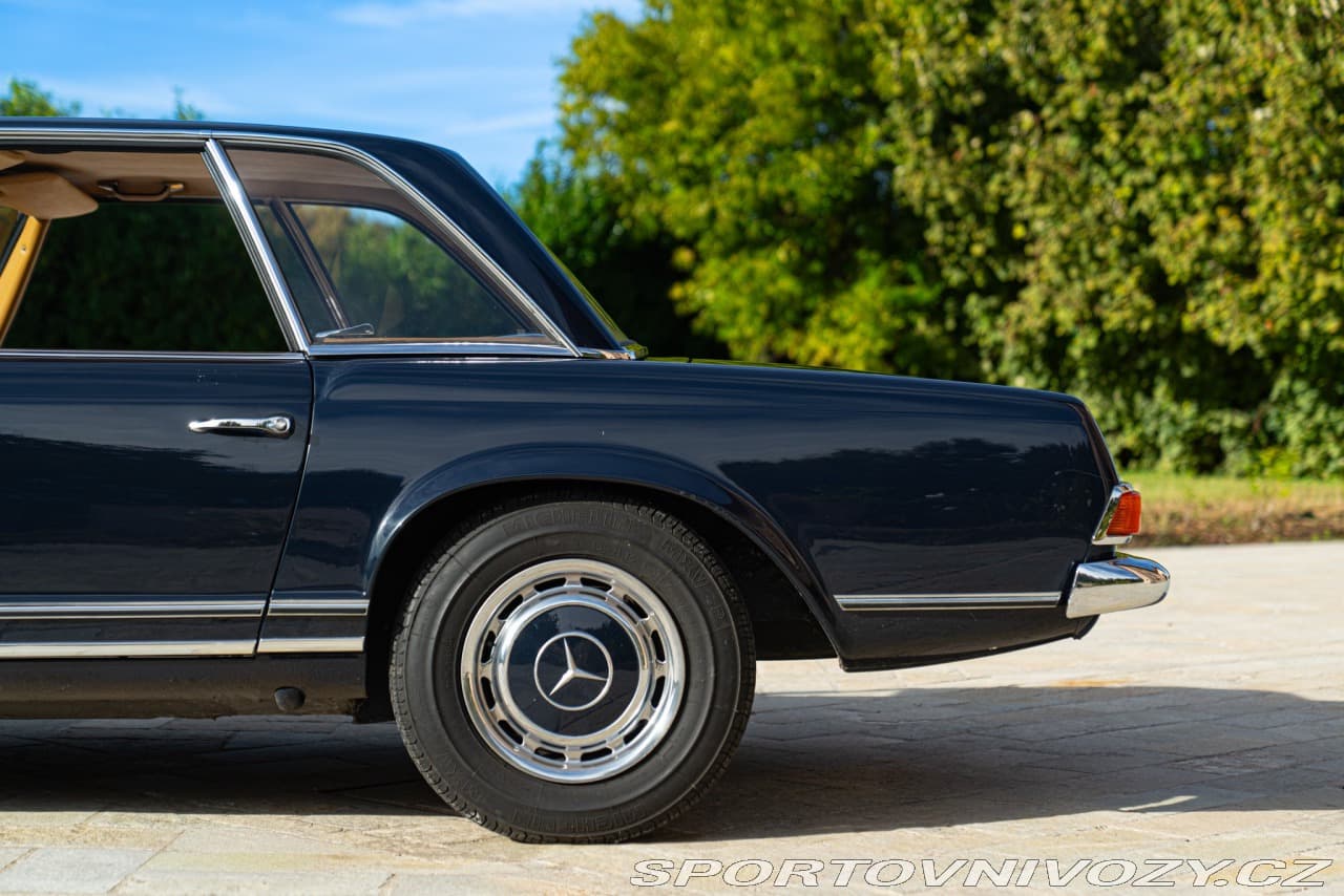 1969 Mercedes-Benz SL - 19