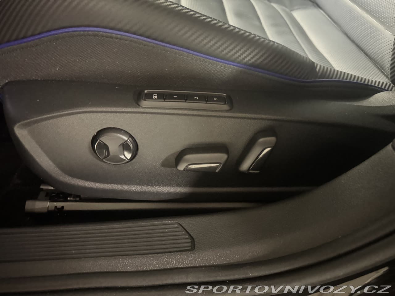 2024 Volkswagen GOLF - 10
