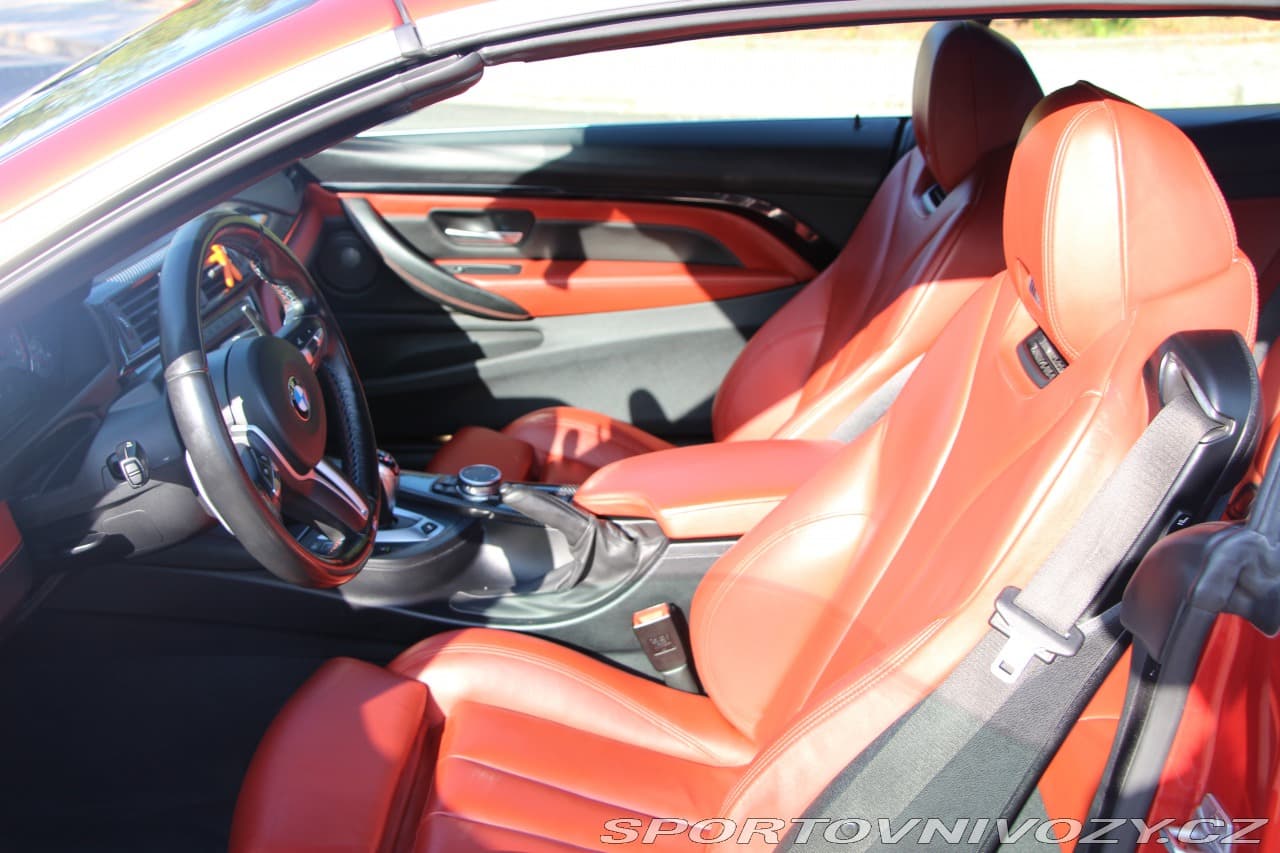 2015 BMW M4 - 11
