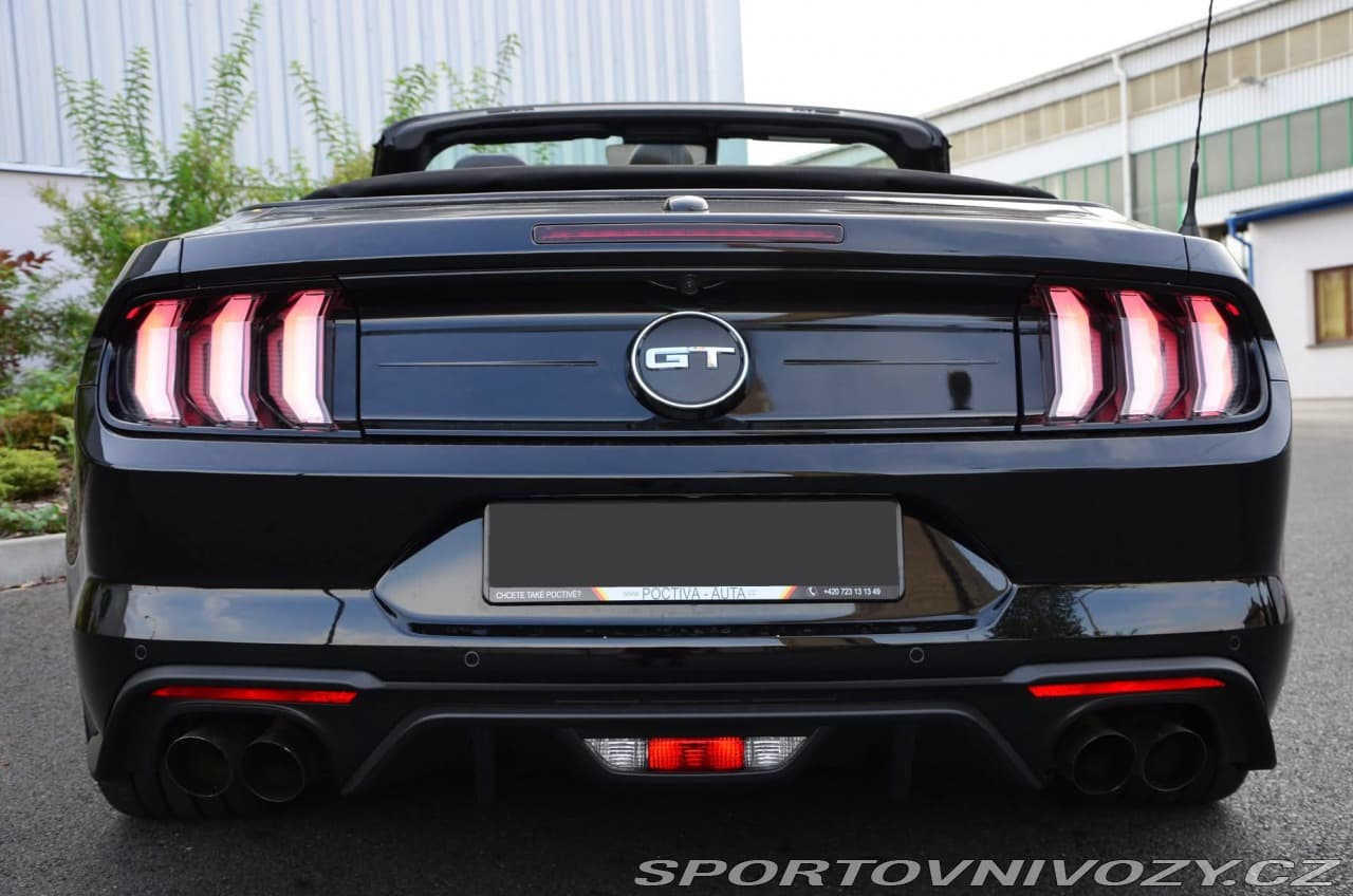 2020 Ford MUSTANG - 12