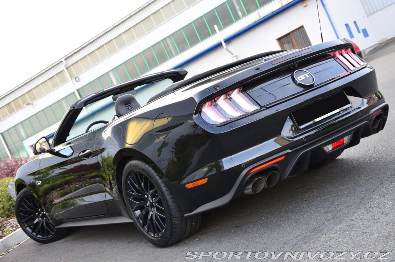 2020 Ford MUSTANG - 6