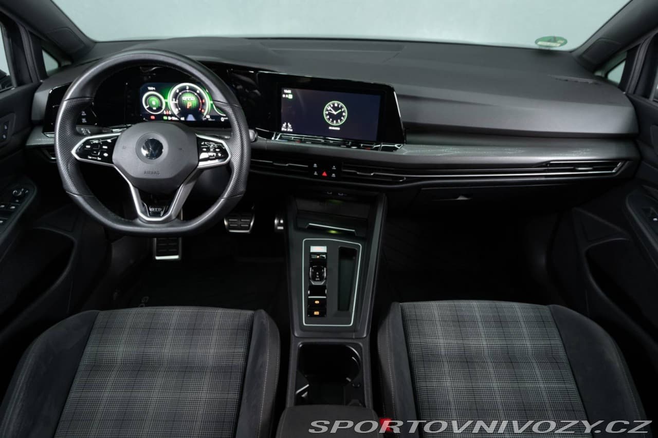 2021 Volkswagen GOLF - 11