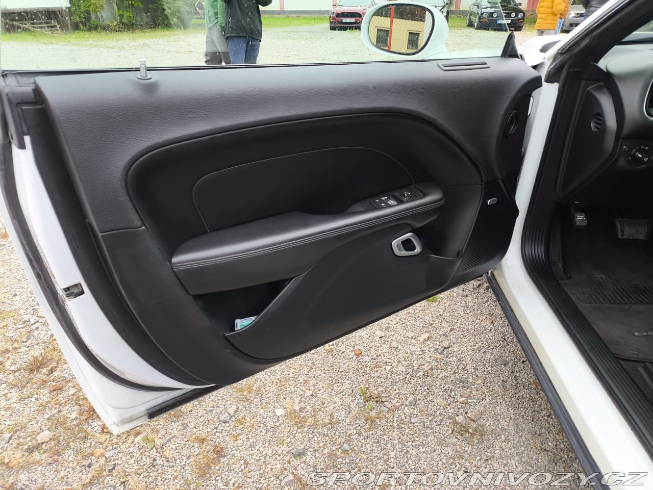 2016 Dodge CHALLENGER - 16