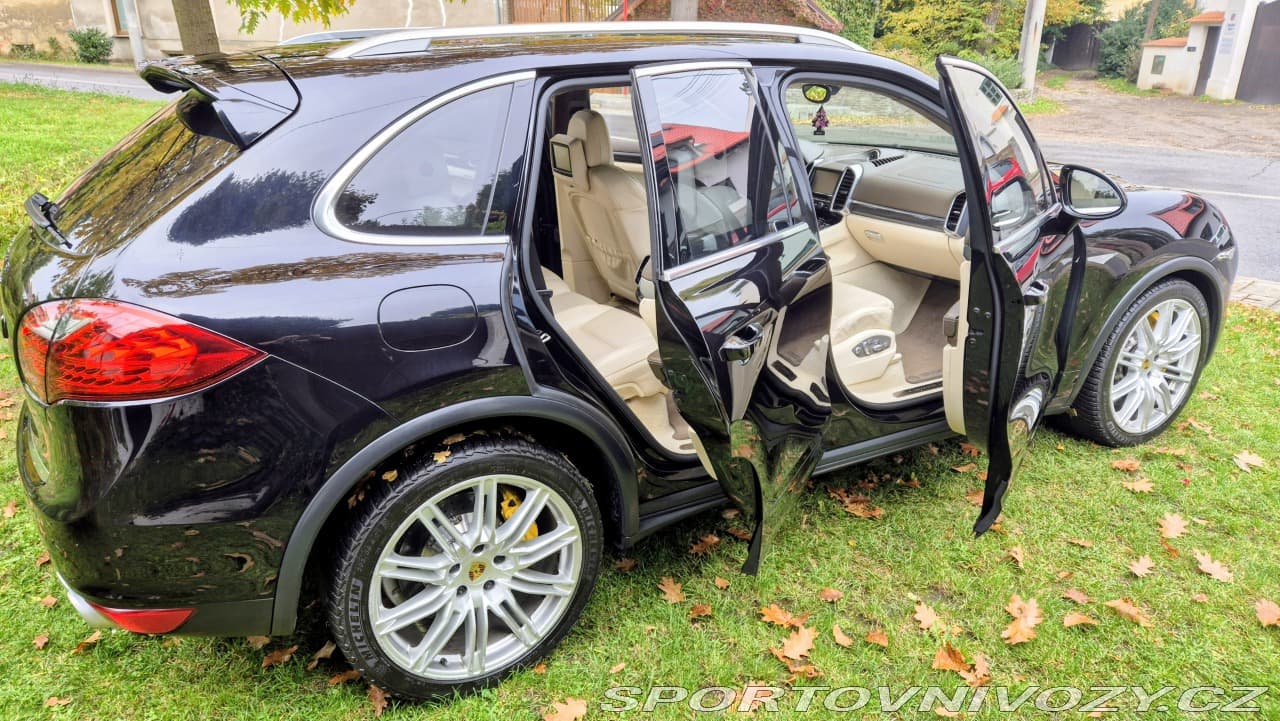 2011 Porsche Cayenne - 20