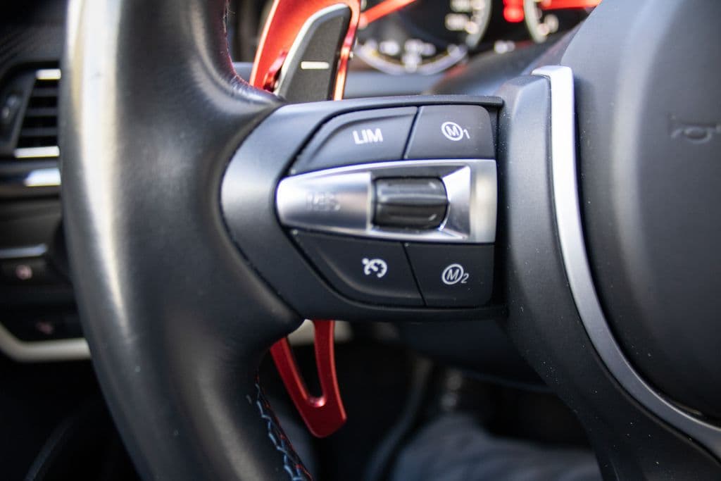 2015 BMW M6 - 14