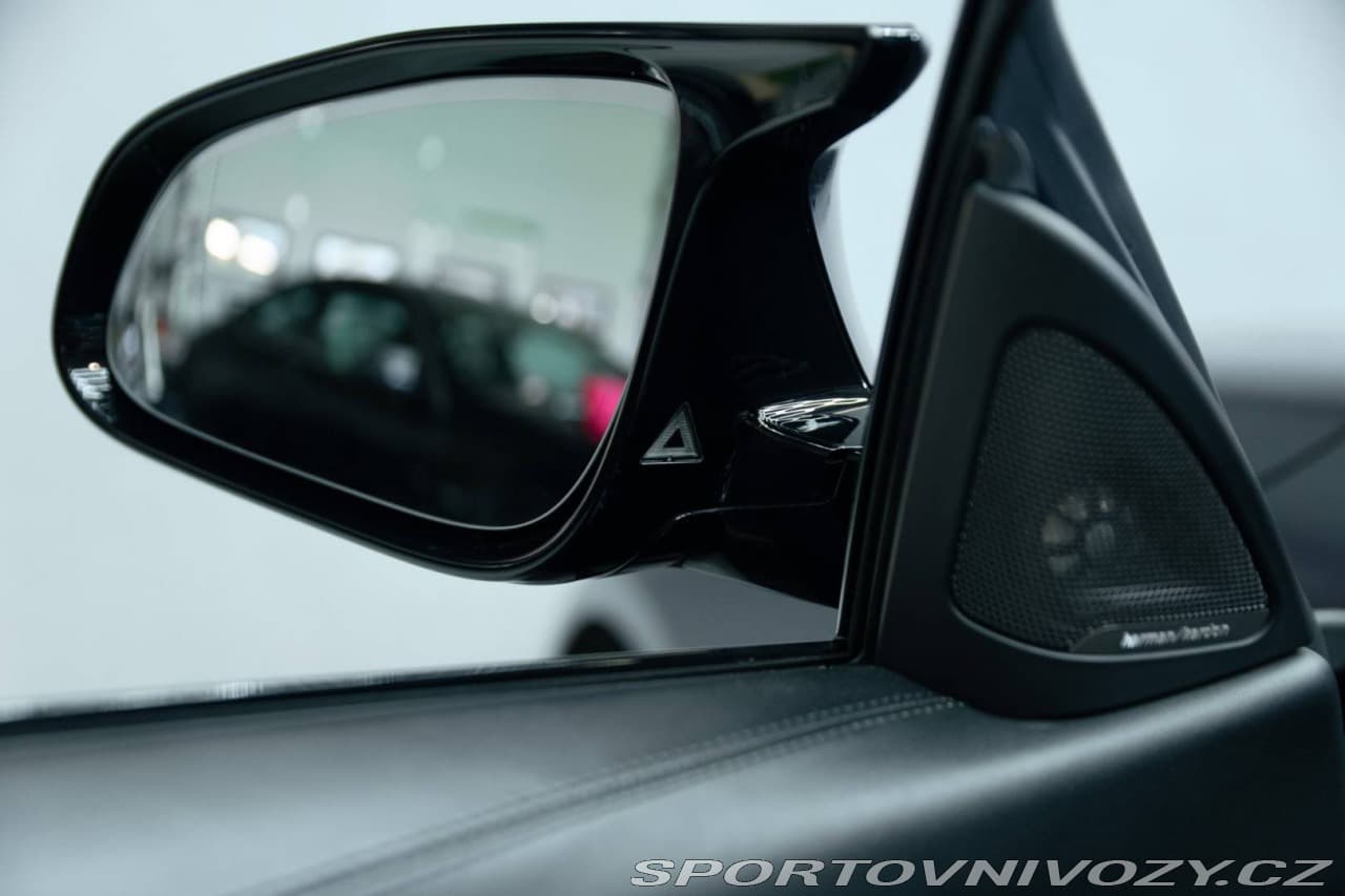2018 BMW M4 - 16