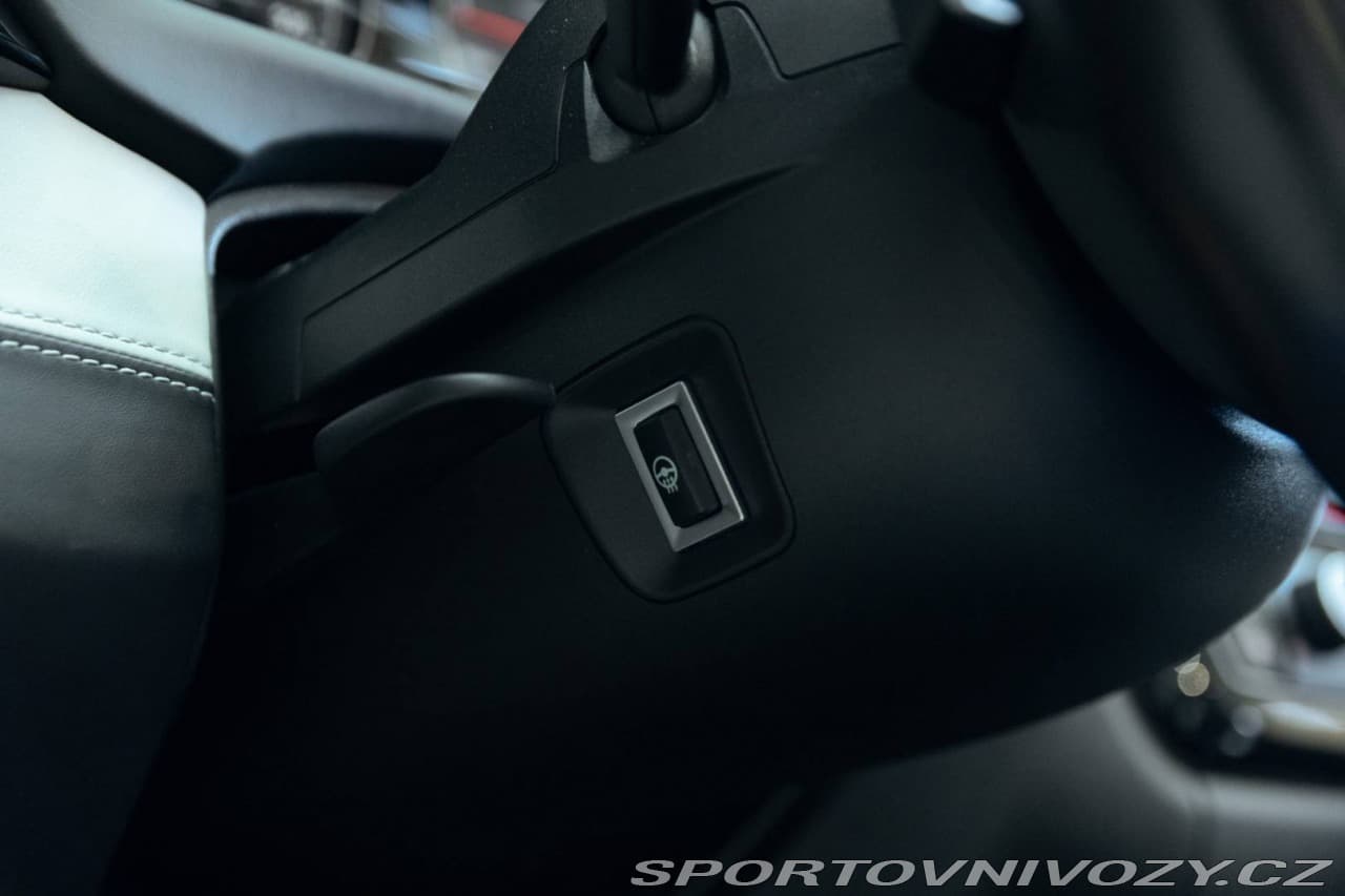 2018 BMW M4 - 17