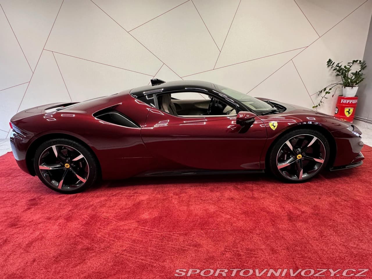 2024 Ferrari Sf90 - 5