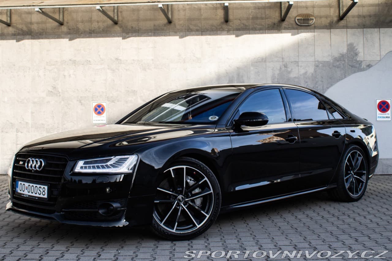 2017 Audi S8